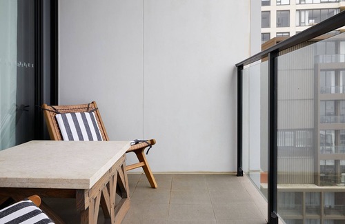 Newcastle Apartment | Surf Mist - holiday apartment in Newcastle