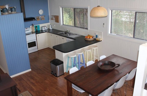 Inverloch House | Surf Shack - Family Break