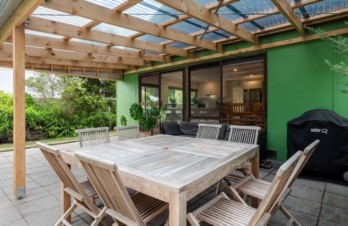 Inverloch House | Surf Side Retreat In Inverloch