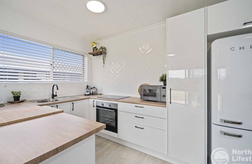 Hastings Point Apartment | Surf Whispers - Absolute Beachfront Getaway