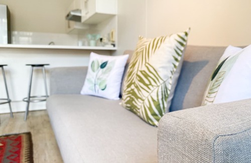 Muizenberg Apartment | Surf-Work-Chill @ the Empire