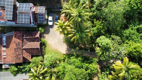 Dickwella House | SurfBayVilla