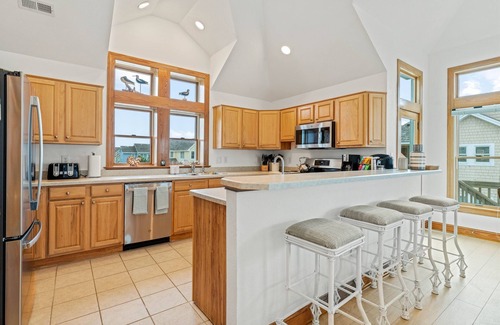 Nags Head House | Surfing Haven, Pool, Pvt Hot Tub, Game Room, Deck Fully Loaded, Arcade