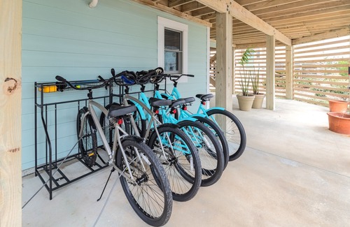 Nags Head House | Surfing Haven, Pool, Pvt Hot Tub, Game Room, Deck Fully Loaded, Arcade
