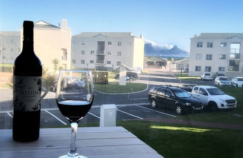 Big Bay Apartment | Surfing Heaven Beach Security Estate 2-Beds flat- 50 meter from beach