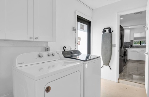 Pompano Beach House | Surfs up - 4 Bdrm House W Pool