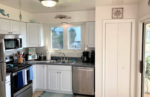 Dam Neck House | Surfside Beach Cottage- steps from Virginia Beach Boardwalk!
