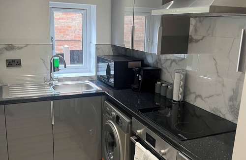 Leicester Apartment | surround yourself with this stylist,modern,clean and very practical space