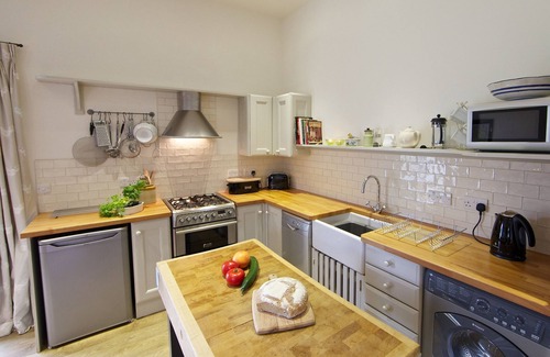 Penrith Cottage | Surrounded by open fields and with lovely views from the grounds, 1 mile from Ullswater.