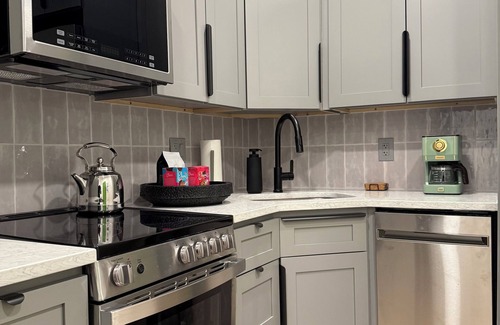 West Philadelphia Apartment | Sustainable 3-bedroom 2-bath apartment in Philadelphia