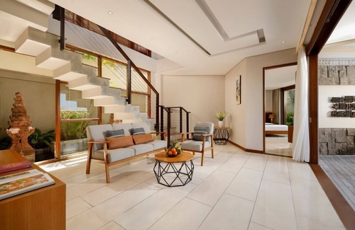 Kampial Villa | Suyasa, 3BR Complex Villa in Jimbaran