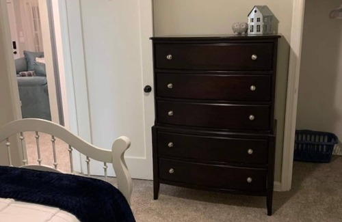 Ponca City House | Suzanne's Cheerful 2 Bedroom in Ponca City WiFi