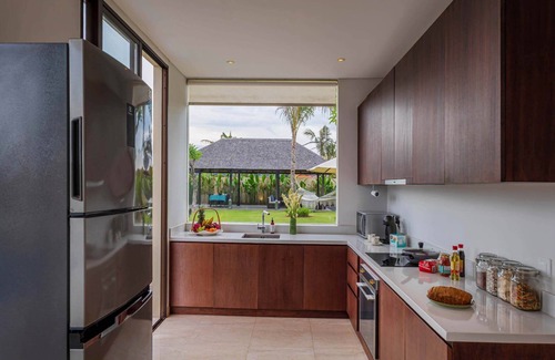 Ketewel Villa | Svarga Oceanview 3 Bedrooms Brand New Stylish Private Pool Villa, Lawn, Gazebo