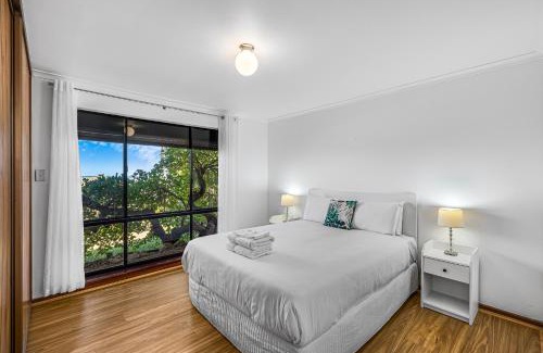 Seaford House | Swainson by Surf