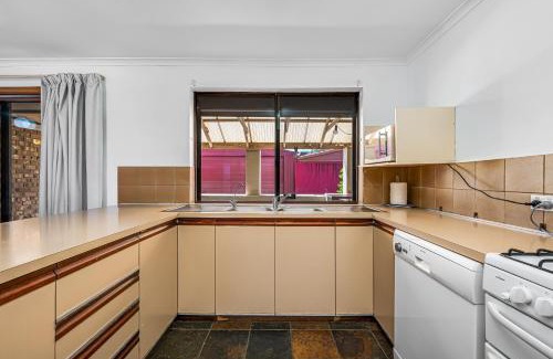 Seaford House | Swainson by Surf