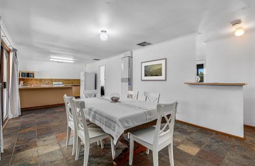 Seaford House | Swainson by Surf