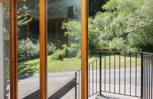 Thornthwaite Cottage | SWALLOW'S NEST, pet friendly in Keswick
