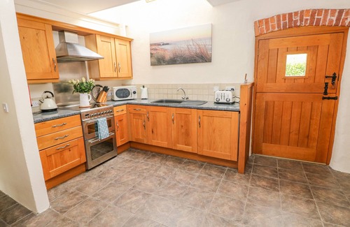 Pembroke Cottage | SWALLOWS COTTAGE, family friendly, luxury holiday cottage in Pembroke