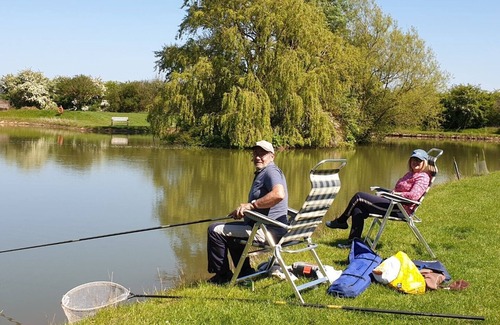 Grimsby Cottage | Swallows Nest, Cottage, Fishing Lakes Nr Cleethorpes, Adults Only Pet Friendly