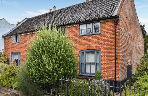 Wangford House | Swan House
