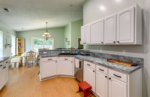 Swansboro House | Swansboro Vacation Rental, 4 Mi to Hammocks Beach!