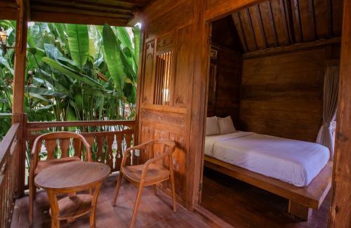 East Selemadeg Villa | Swara Tenang Wooden Lodge