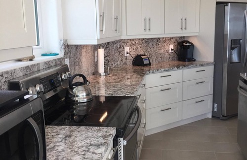 Bay Point House | Sweaping Waterfront Views, 10 Minutes From Key West