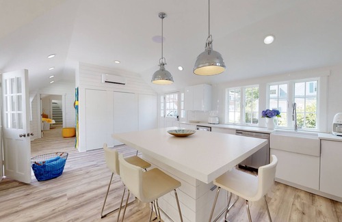Nantucket Town House | Swedish Blue and Yellow house new 2021! Just over a block to harbor and Main St