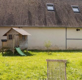 Bethonvilliers House | Sweet cottage 1 hr 40 min from Paris