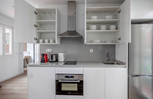 Cuatro Caminos Apartment | Sweet Cuatro Caminos 2BR, nr Corte Inglés & Stadium, by Blueground