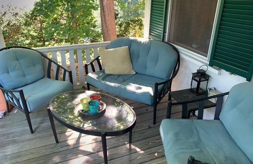 Yarmouth Port Cottage | Sweet historic cottage on Cape Cod's north shore near beaches, pond, restaurants