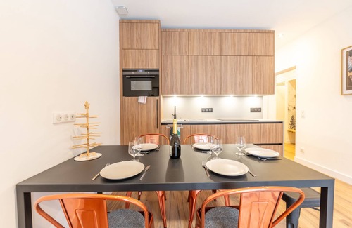 Chamonix City Centre Apartment | Sweet Home Brevent, Chamonix, France