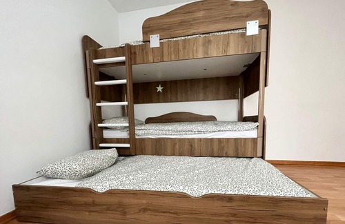 Wahring Apartment | Sweet Home Vienna 1