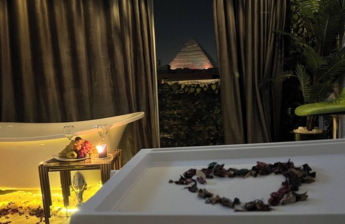 Al Haram Apartment | Sweet jacuzzi pyramids view