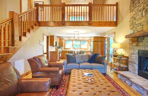 Blowing Rock Cottage | Sweet Meadow Cottage, SweetGrass, Lake View, Blowing Rock