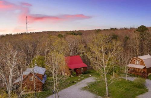 Trenton House | Sweet Seclusion at Cabins in the Clouds
