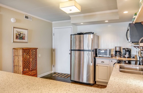 South Nags Head Condo | Sweet Southern Pearl: Contemporary PierView Oceanfront Condo with Stunning Views