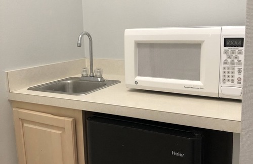 Port Saint Lucie Apartment | Sweet Spot Studio in PGA Village - 2 beds B