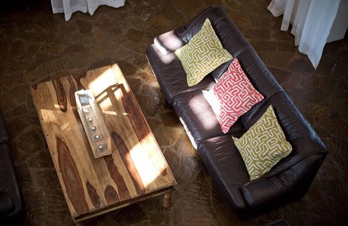 Voigtland Cabin | Sweet Thorn Retreat Airport Lodge