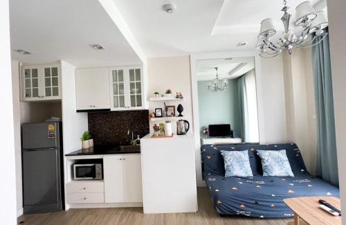 Saen Suk Apartment | Sweetie's room & The Blu x Bangsaen