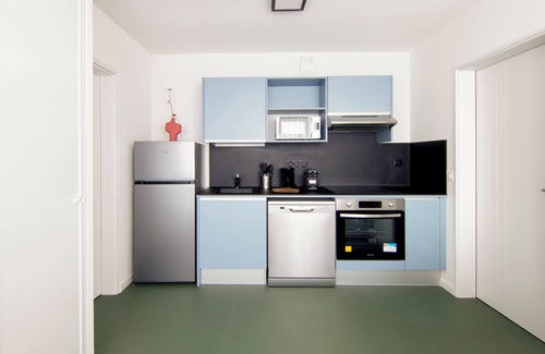 Gradignan Hotel | Sweetly I-Art Gradignan - Bordeaux Sud