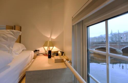 De Pijp Apartment | SWEETS - Nieuwe Amstelbrug