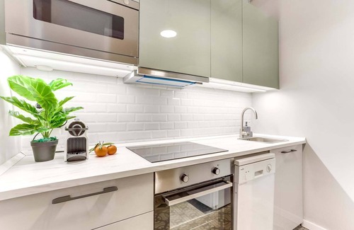 L'Antiga Esquerra de l'Eixample Apartment | Sweett | Aragon - Three Bedroom Apartment, Sleeps 6