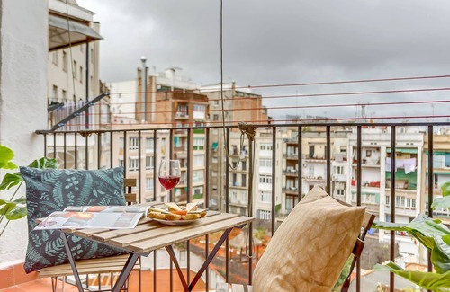 L'Antiga Esquerra de l'Eixample Apartment | Sweett | Aragon - Three Bedroom Apartment, Sleeps 6