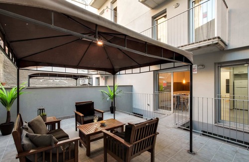 Hostafrancs Apartment | Sweett | Callao II - Four Bedroom Apartment, Sleeps 8