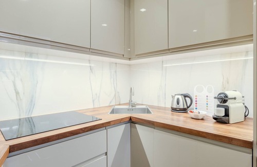 Milan Centre Apartment | Sweett | Luxury Velasca II