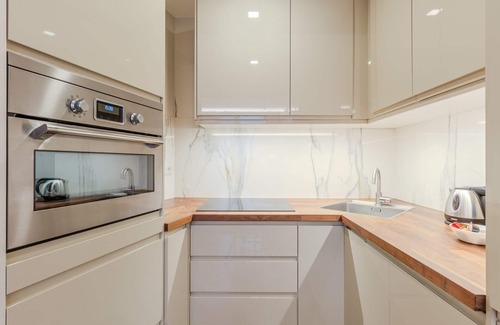 Milan Centre Apartment | Sweett | Luxury Velasca II