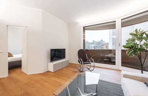 Milan Centre Apartment | Sweett | Luxury Velasca IX