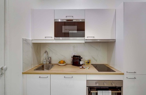 L'Europe Apartment | Sweett | Messine - Two Bedroom Apartment, Sleeps 6