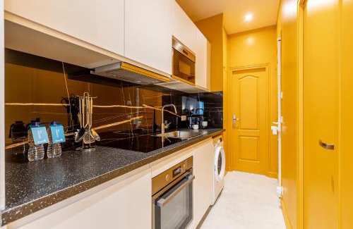 Quartier de la Place-Vendome Apartment | Sweett - Pavillon Madeleine